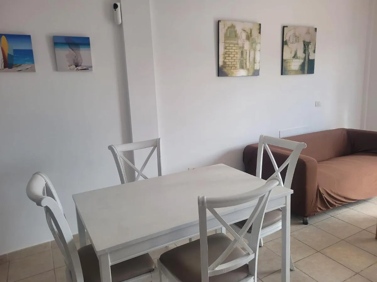 Apartamento Funcional En Residencial Con Piscina En Inmejorable Ubicacion En Centro De La Isla 칼레타데푸스테 아파트